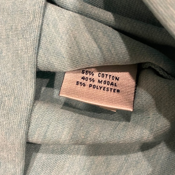 Peter Millar Men's XL Crown Comfort 1/4 Zip Pullover Color: Cloud MSRP $150 - Picture 6 of 6